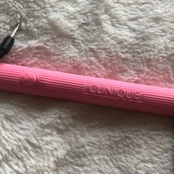 Selfie Stick - By Skincare Brand: Clinique - Picture 3 of 4
